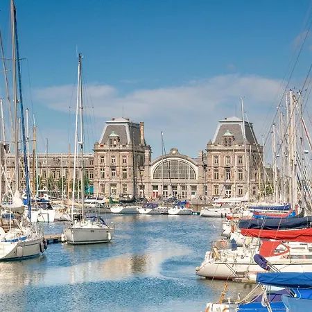 Met Groot Zonneterras Centrum * Ostend