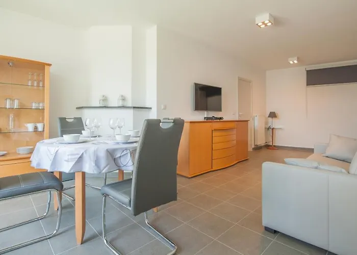 Met Groot Zonneterras Centrum Daire *